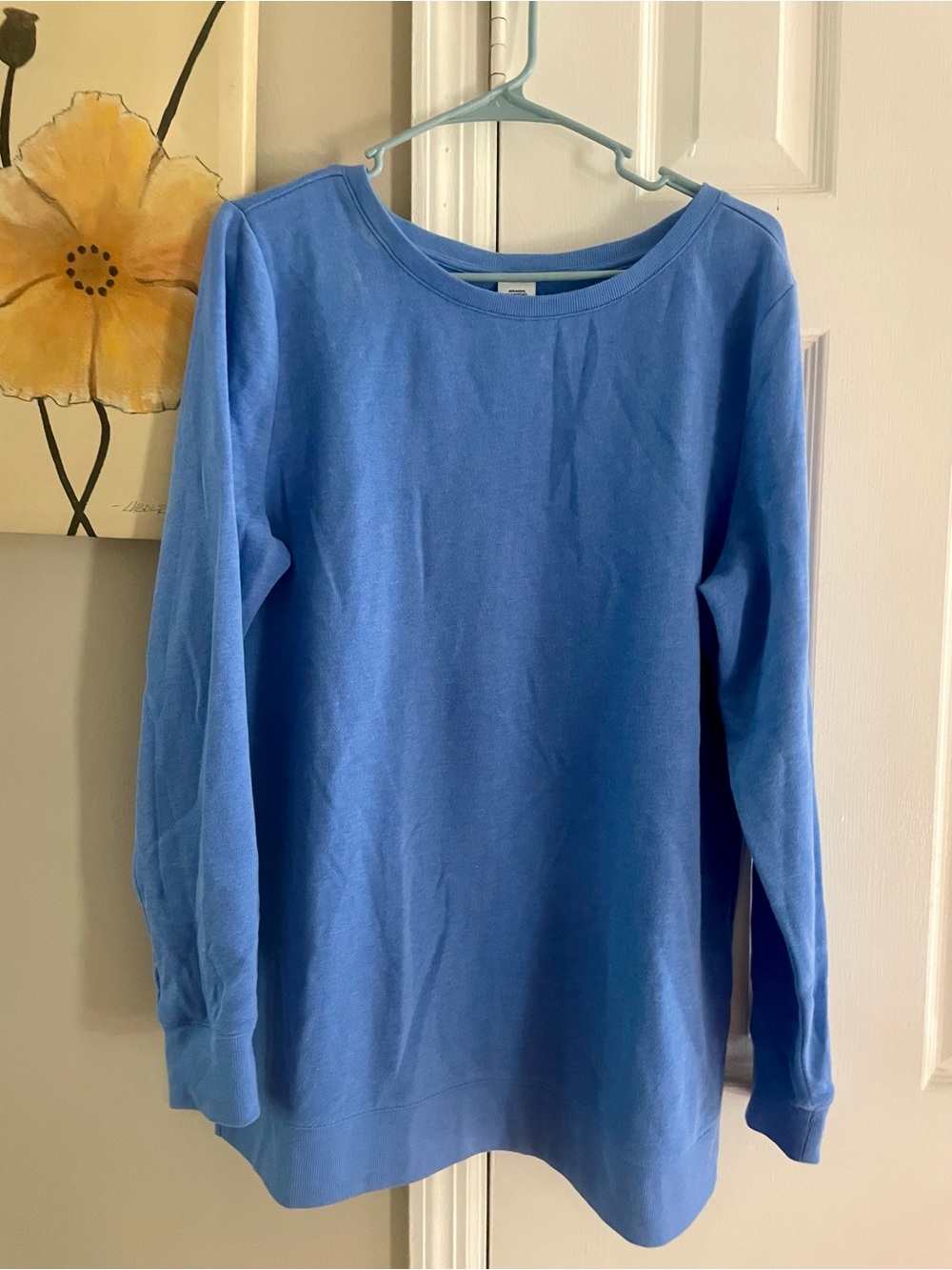 Amazon Essentials Light Blue Crewneck Sweatshirt